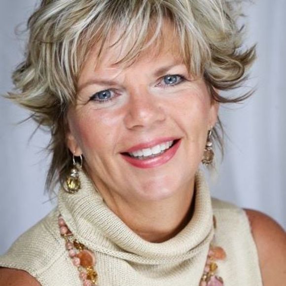 Meet your Posher, Bellonda - Picture 1 of 1